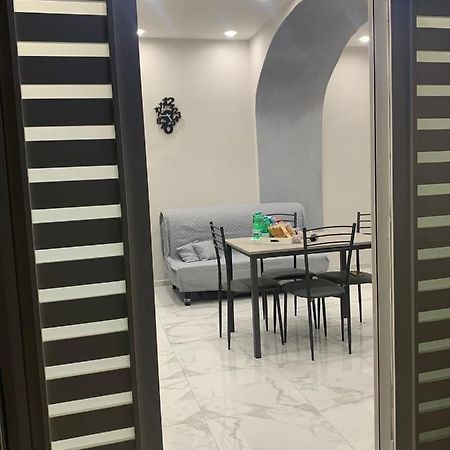 Appartamento Angela House Napoli Esterno foto